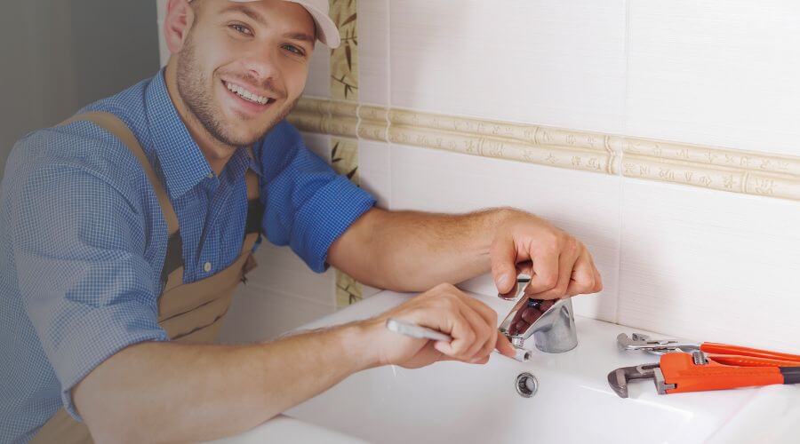 Professional clogged drains services in Monroe City, IN